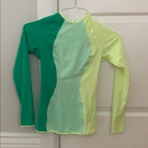 Lululemon rash guard